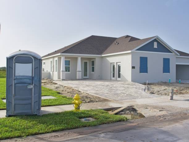 Best Construction site porta potty rental  in Cambridge, MN